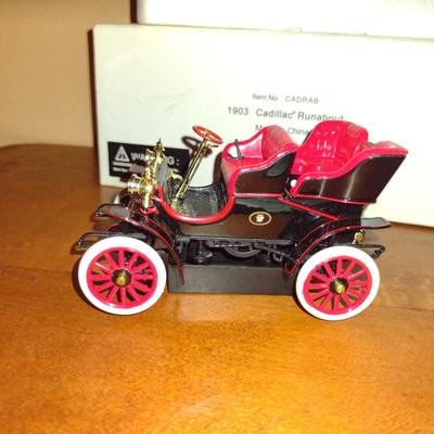 1903 Cadillac Runabout Tonneau Model from National Motor Museum Mint (K)