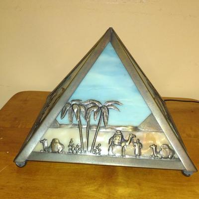 Meyda Tiffany Stained Glass Pyramid Shaped Table Top Lamp/Night Light with Camels and Desert Scene (K)
