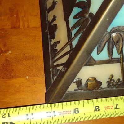 Meyda Tiffany Stained Glass Pyramid Shaped Table Top Lamp/Night Light with Camels and Desert Scene (K)