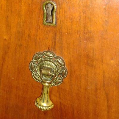 Vintage Wooden Two Over Two Drawer Dresser with Mirror and Barley Twist Accents- Approx 43" Wide (K)