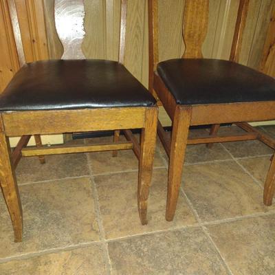 Set of Four Tiger Oak Urn Back Design Chairs (K)