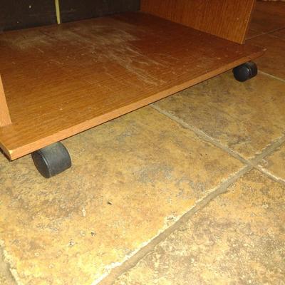 Wood Finish Media Stand with Adjustable Shelf (K)