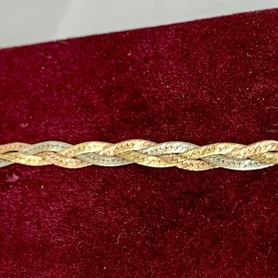 Lot 307: 14k V10T Italy Tri-Colored Gold7”Chain 2.08 Twg