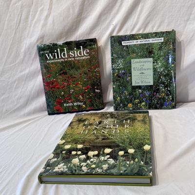 All Things Gardening Books (LR-DZ)