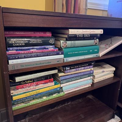 All Things Gardening Books (LR-DZ)