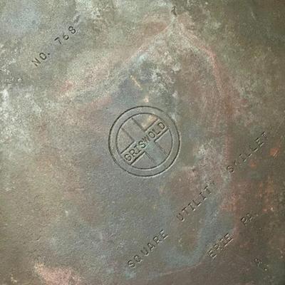 Griswold Cast Iron Square Utility Skillet