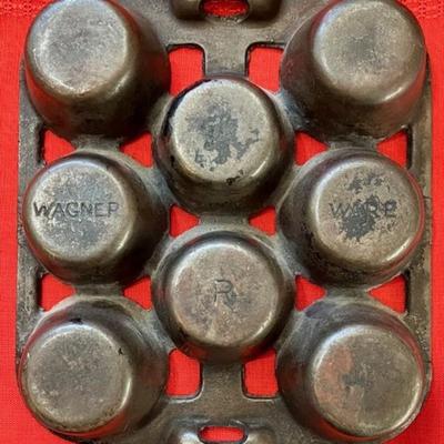 Wagner Ware Cast Iron Muffin Pan