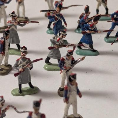 Vintage Tin/Pewter Soldiers Choice C