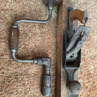 Vintage hand plane & hand crank