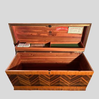 LANE Cedar Chest