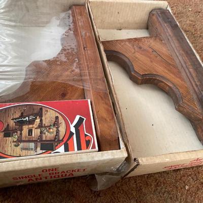 2 Single Bracket Antiqua