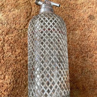 Vintage glass seltzer spritzer