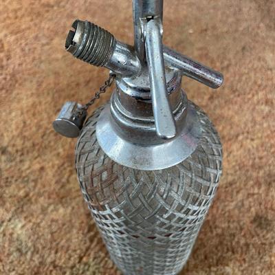 Vintage glass seltzer spritzer