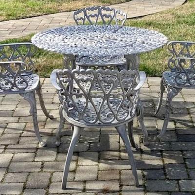Cast Aluminum Patio Table With Four Chairs