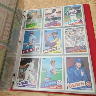 1985 Topps Complete Set Baseball Cards in Album