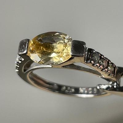 Sterling Silver Yellow stone Ring 6