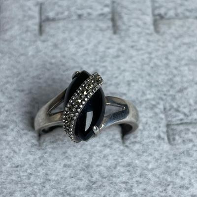 Onyx Sterling silver Ring 9.5