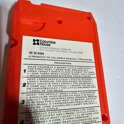 7 8 track cassettes - near mint condition - Dolly Pardon - Elvis - Burl Ives and more