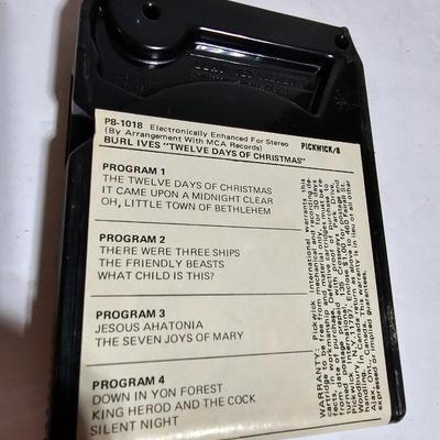 7 8 track cassettes - near mint condition - Dolly Pardon - Elvis - Burl Ives and more