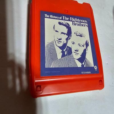7 8 track cassettes Near mint condition - Ray Conniff - Johnny Cash - Neil Sedaka and more !