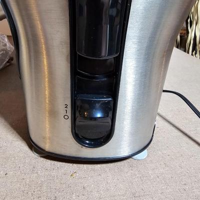 Lightly used - Juiceman Juice extractor