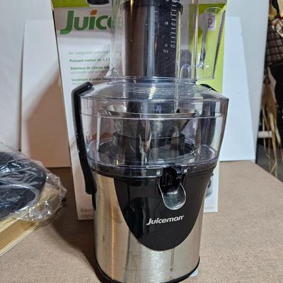 Lightly used - Juiceman Juice extractor