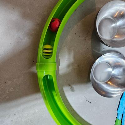 Cat toys - Pet parade rocking bed - Catcha ball traps - and stainless steel food & water bowls