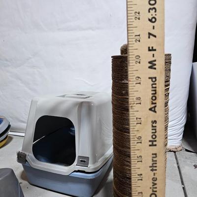 Cat scratching post, covered litter box, auto feed and water bowls