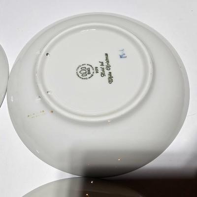 1977-1979 Bing & Grondahl Copenhagen Porcelain Christmas Plates