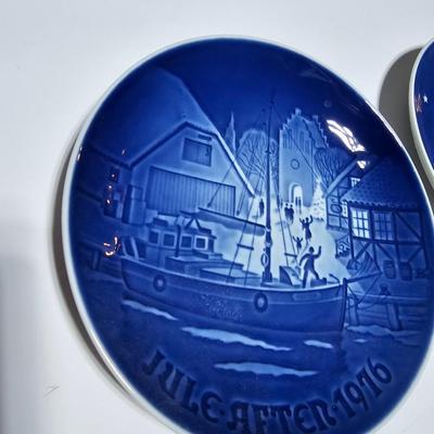 1977-1979 Bing & Grondahl Copenhagen Porcelain Christmas Plates
