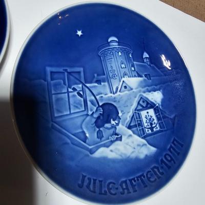 1977-1979 Bing & Grondahl Copenhagen Porcelain Christmas Plates