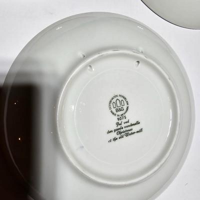 1973 -1974 - 1975 Bing & Grondahl Copenhagen Porcelain Christmas Plate