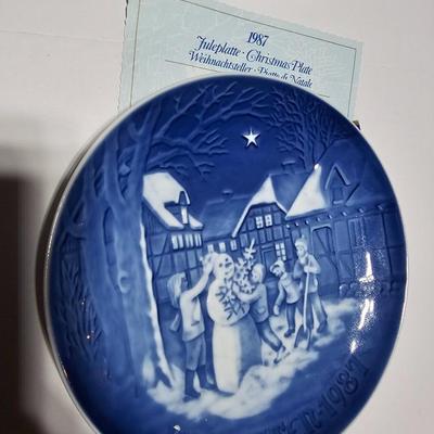 1984 -1987 Bing & Grondahl Copenhagen Porcelain Christmas Plate