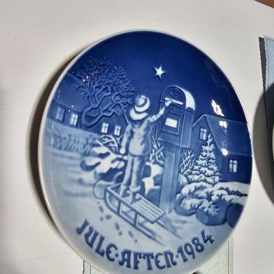 1984 -1987 Bing & Grondahl Copenhagen Porcelain Christmas Plate
