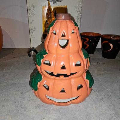 Halloween Decorations - Vintage paper balls - Ceramic pumpkins - Witch luminaries and more