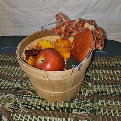 Thanksgiving and Fall decorations - scarecrows - pumpkins - Turkeys and more