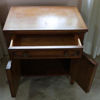 DREXEL Triune Side Table