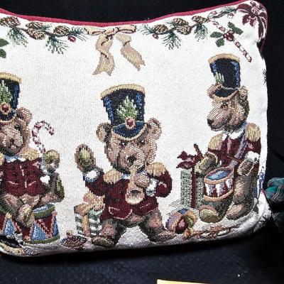Christmas Teddy Bear collection with Quilted tree skirt Christmas Musical Lighted Animated Santa & Mrs. Claus Teddy Bears- 13”