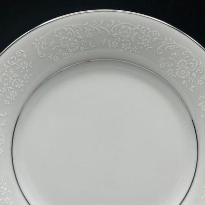 NORITAKE “Tahoe” Fine China Small Plates