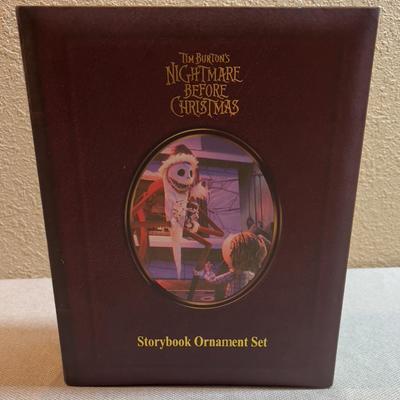 Story Book Ornament Set, Tim Burton Nightmare before Christmas