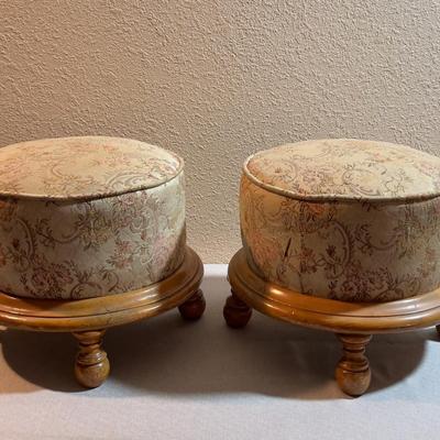 2 Matching OTTOMAN or HASSOCKS