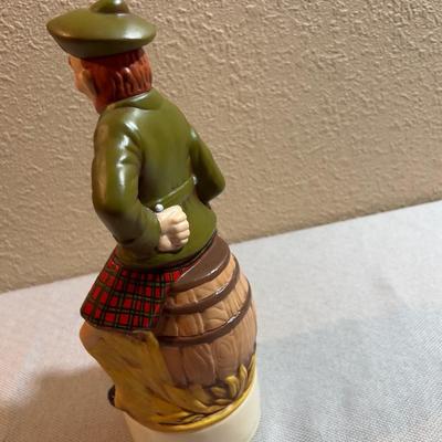 1960 SCOTCH Decanter of Scottish man