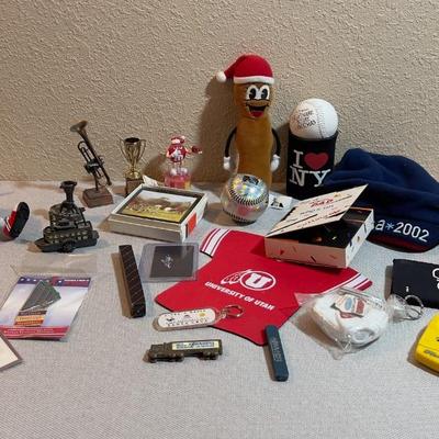 Do Da LOT, Including the Infamous Mr. Hanky