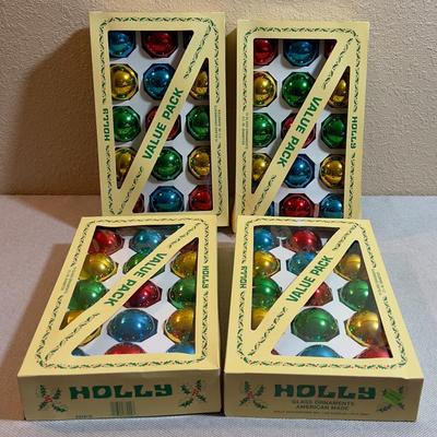 4 Boxes of NEW VINTAGE BULBS