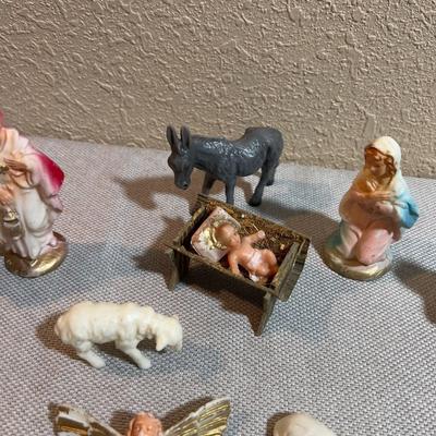 Vintage Plastic Nativity Scene: Jesus, Mary and Joseph