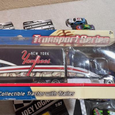 Small NASCAR, Some are NEW on the CARD