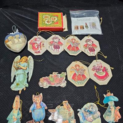 Vintage Christmas tree ornaments - Avon fabric - Merrimack ornaments
