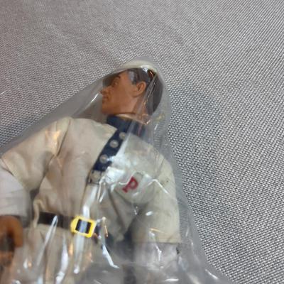 2 Baseball Action Figures