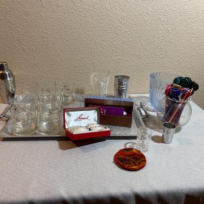 Have a drink on Me! Bar items with Tray