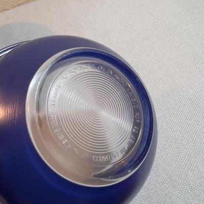 BLUE Nested Pyrex Box, WOW! Blue!!